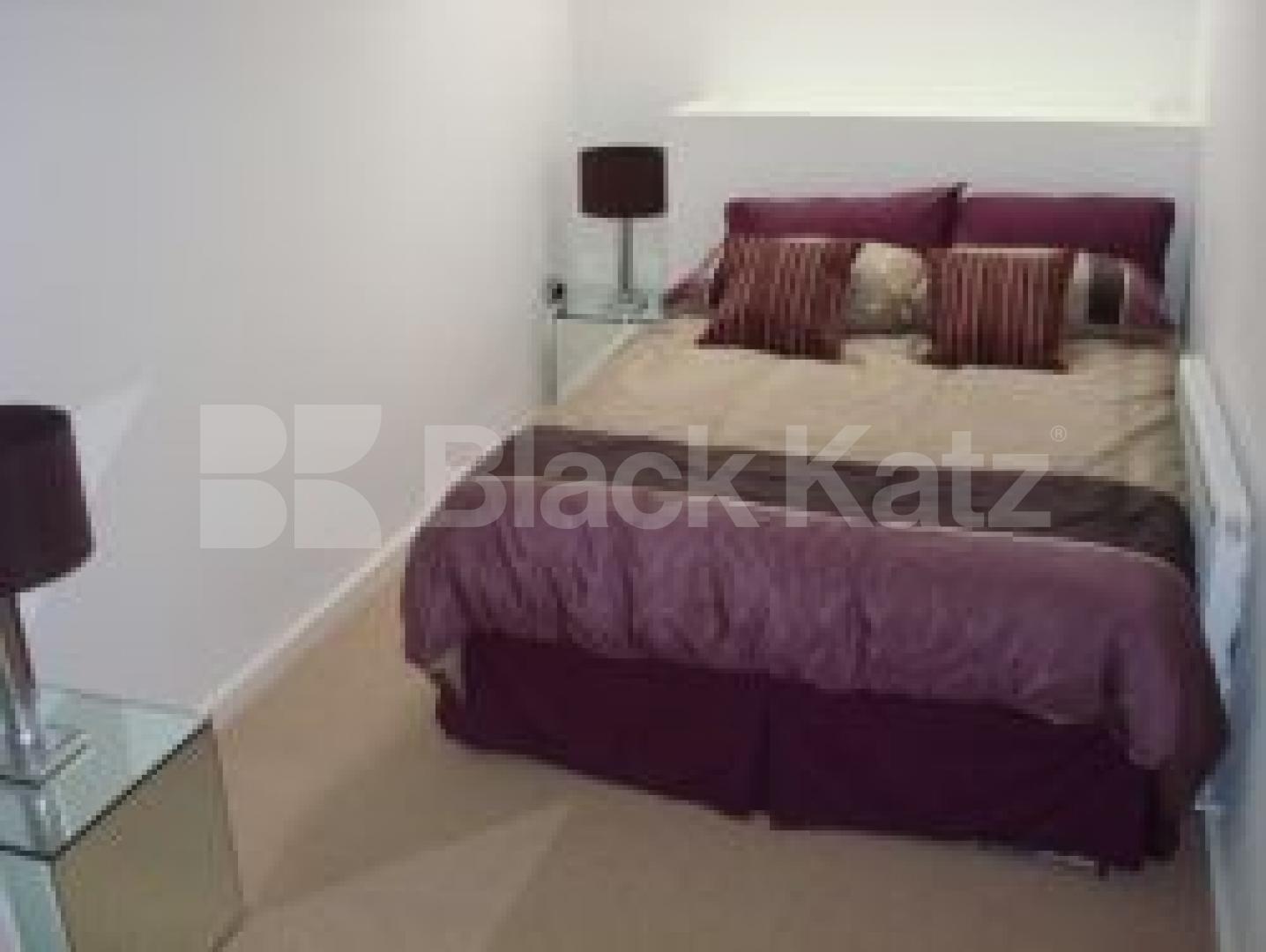 			MUST SEE !!!!!!!, 3 Bedroom, 1 bath, 1 reception House			 St Johns Way, Archway